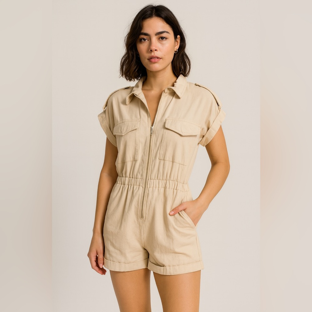 Strut & Bolt Romper Jumpsuit Beige Collared Zip Up Sleeveless Small S‎